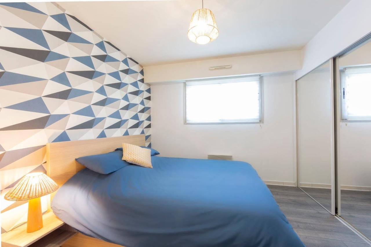 Apartment Salvy 2 Bedrooms Near The 300 Meters Antibes